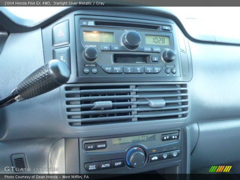 Starlight Silver Metallic / Gray 2004 Honda Pilot EX 4WD