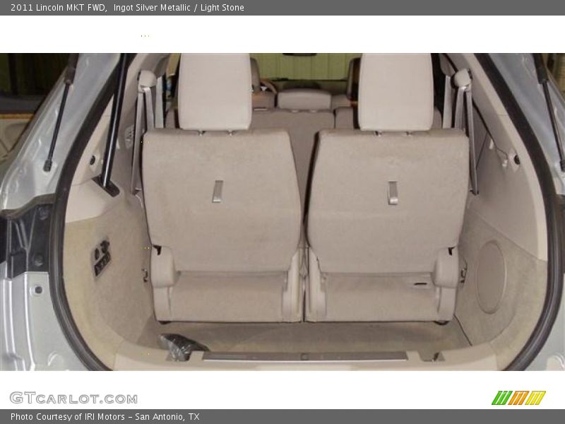 Ingot Silver Metallic / Light Stone 2011 Lincoln MKT FWD