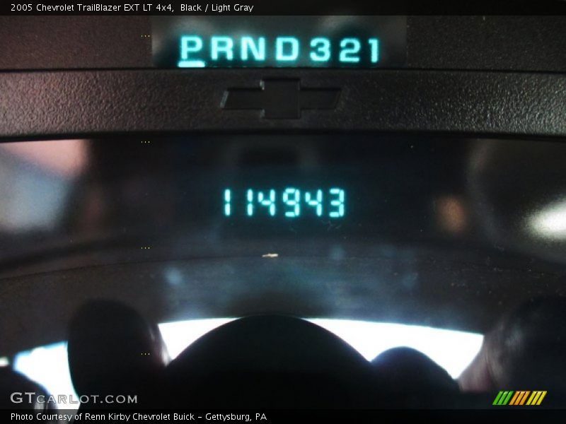Black / Light Gray 2005 Chevrolet TrailBlazer EXT LT 4x4