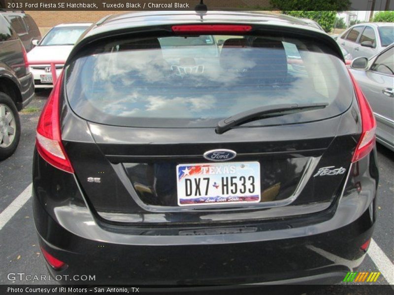 Tuxedo Black / Charcoal Black 2013 Ford Fiesta SE Hatchback