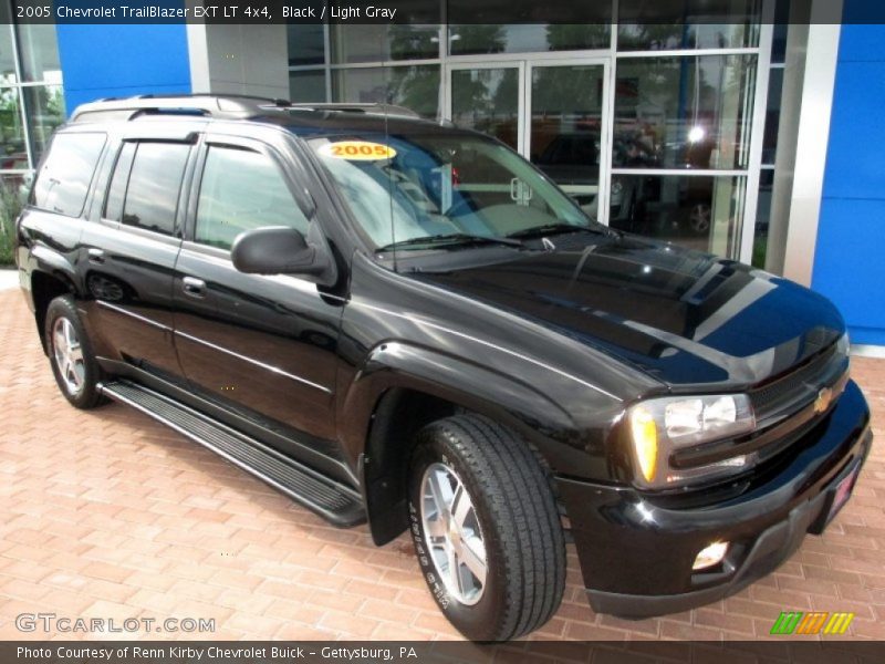 Black / Light Gray 2005 Chevrolet TrailBlazer EXT LT 4x4