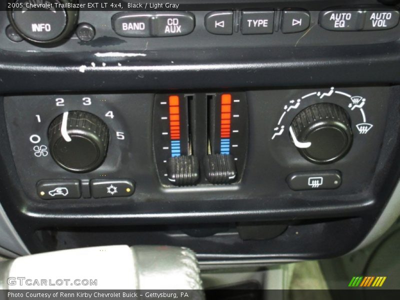 Black / Light Gray 2005 Chevrolet TrailBlazer EXT LT 4x4
