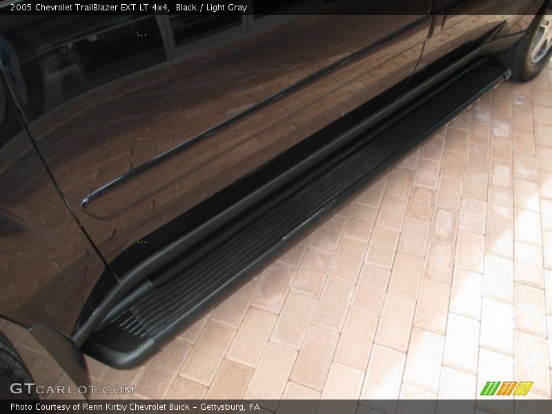 Black / Light Gray 2005 Chevrolet TrailBlazer EXT LT 4x4