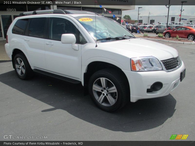 White Pearl / Black 2011 Mitsubishi Endeavor SE AWD