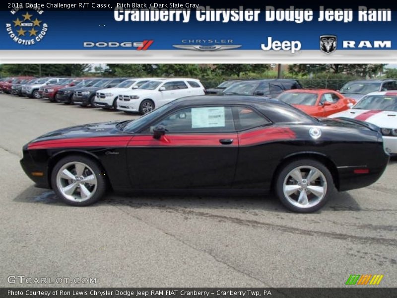Pitch Black / Dark Slate Gray 2013 Dodge Challenger R/T Classic