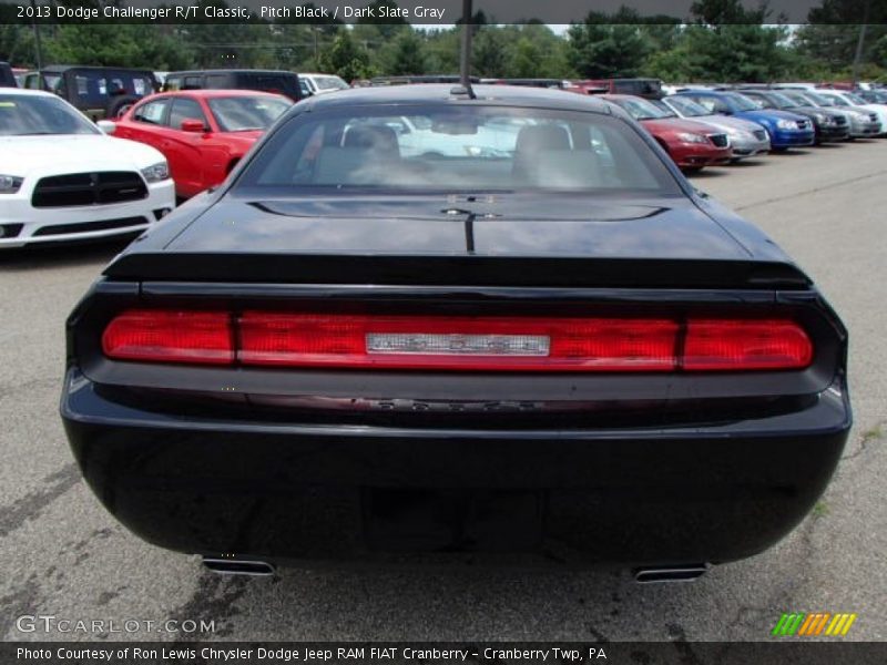 Pitch Black / Dark Slate Gray 2013 Dodge Challenger R/T Classic