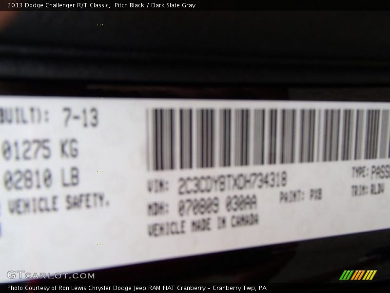 Pitch Black / Dark Slate Gray 2013 Dodge Challenger R/T Classic