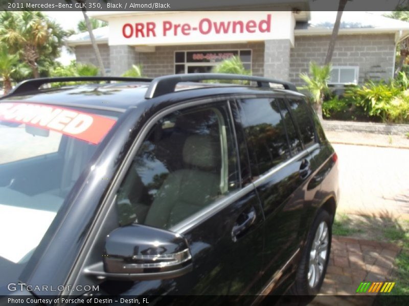 Black / Almond/Black 2011 Mercedes-Benz GLK 350