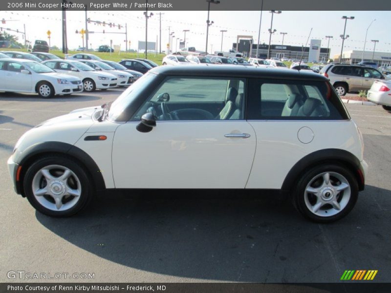 Pepper White / Panther Black 2006 Mini Cooper Hardtop