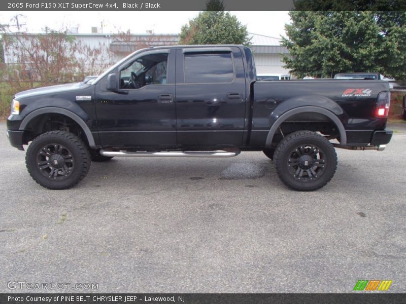 Black / Black 2005 Ford F150 XLT SuperCrew 4x4