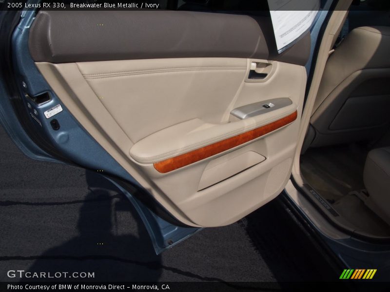 Breakwater Blue Metallic / Ivory 2005 Lexus RX 330