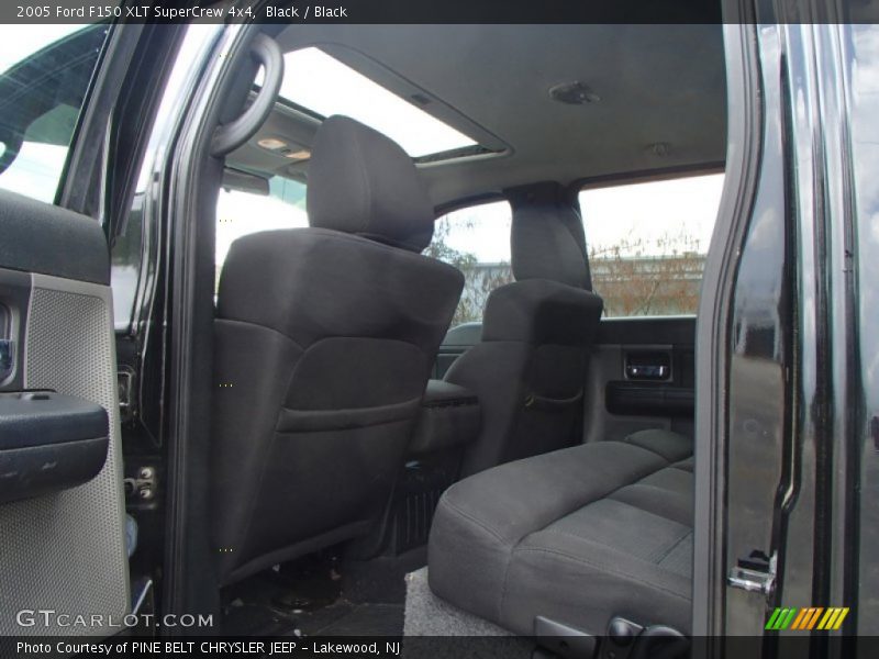 Black / Black 2005 Ford F150 XLT SuperCrew 4x4