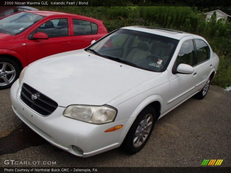 Icelandic Pearl / Blond 2000 Nissan Maxima GLE