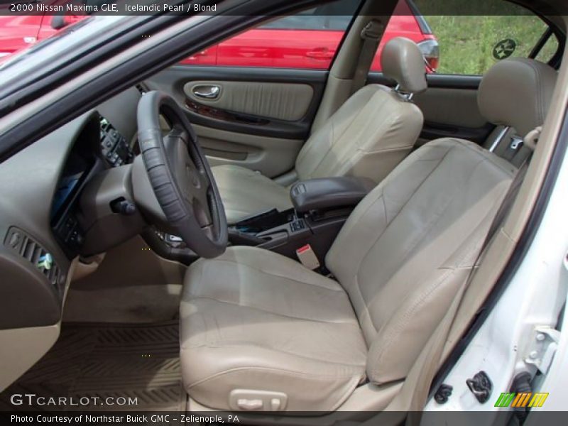 Icelandic Pearl / Blond 2000 Nissan Maxima GLE