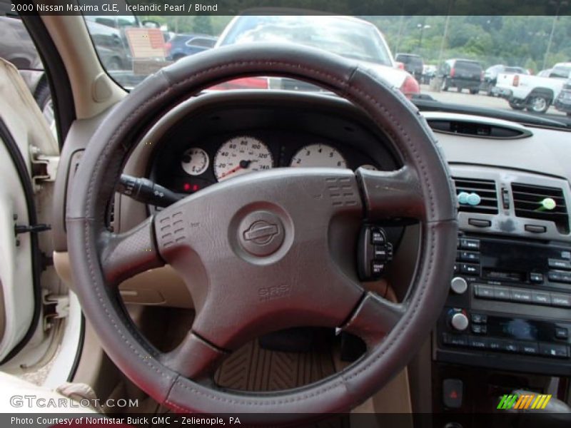 Icelandic Pearl / Blond 2000 Nissan Maxima GLE