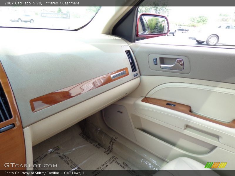 Infrared / Cashmere 2007 Cadillac STS V8
