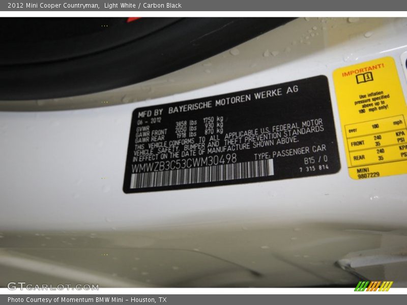 Light White / Carbon Black 2012 Mini Cooper Countryman