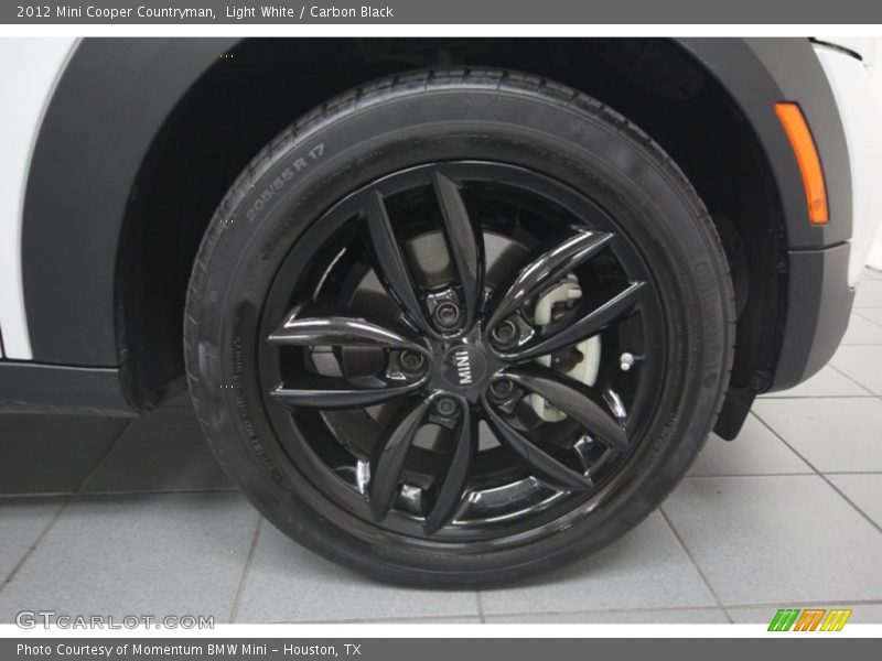 Light White / Carbon Black 2012 Mini Cooper Countryman