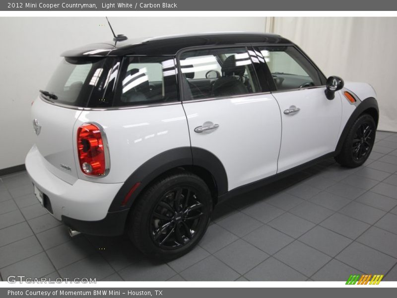 Light White / Carbon Black 2012 Mini Cooper Countryman