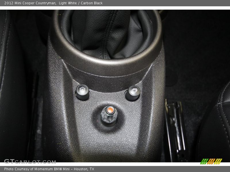 Light White / Carbon Black 2012 Mini Cooper Countryman