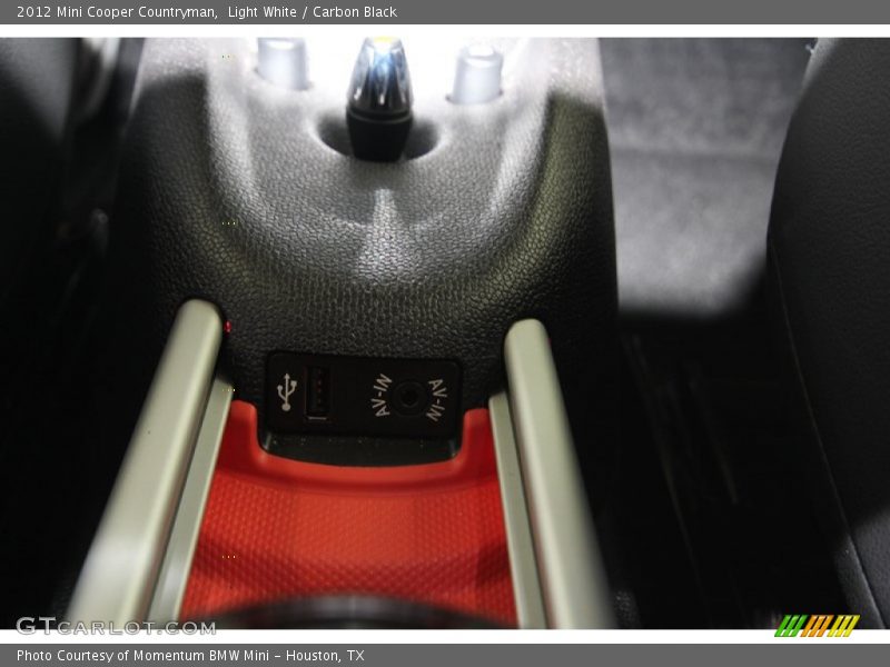 Light White / Carbon Black 2012 Mini Cooper Countryman