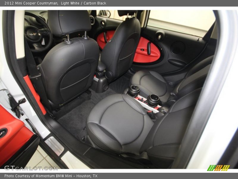 Light White / Carbon Black 2012 Mini Cooper Countryman