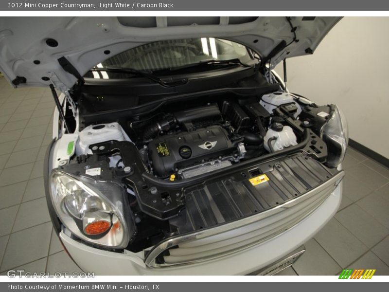 Light White / Carbon Black 2012 Mini Cooper Countryman