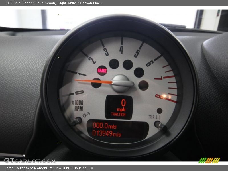 Light White / Carbon Black 2012 Mini Cooper Countryman