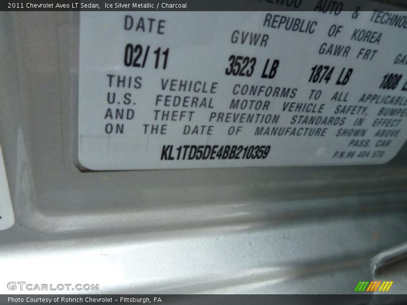 Ice Silver Metallic / Charcoal 2011 Chevrolet Aveo LT Sedan