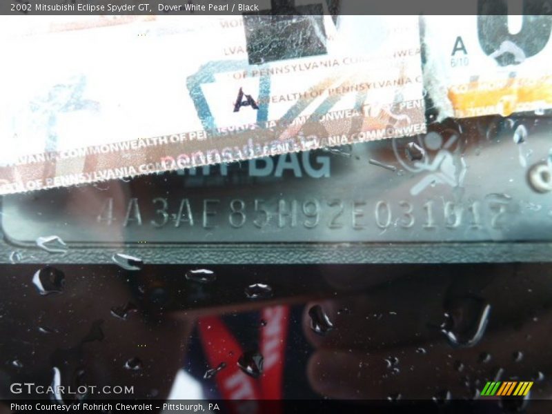 Dover White Pearl / Black 2002 Mitsubishi Eclipse Spyder GT