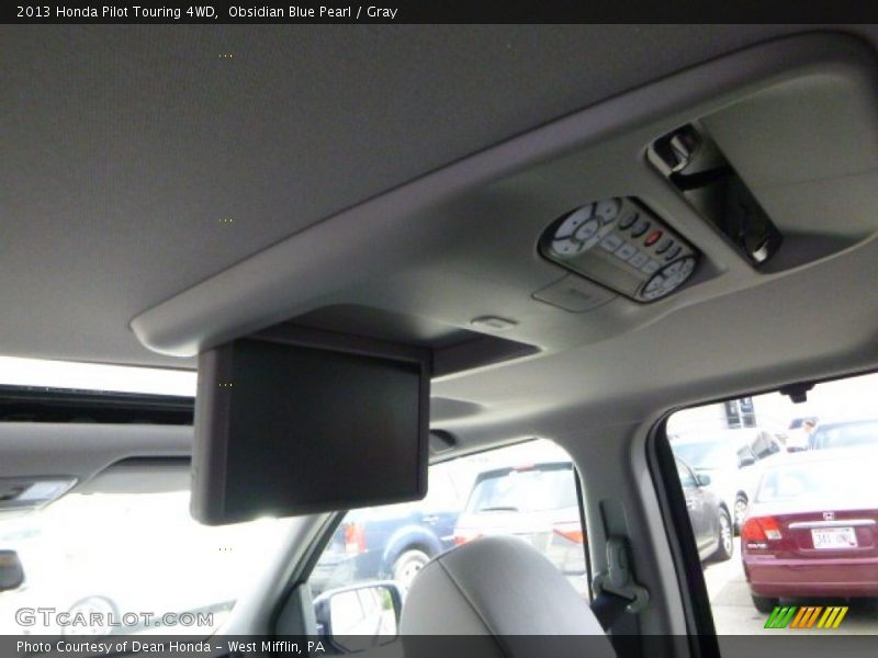 Entertainment System of 2013 Pilot Touring 4WD