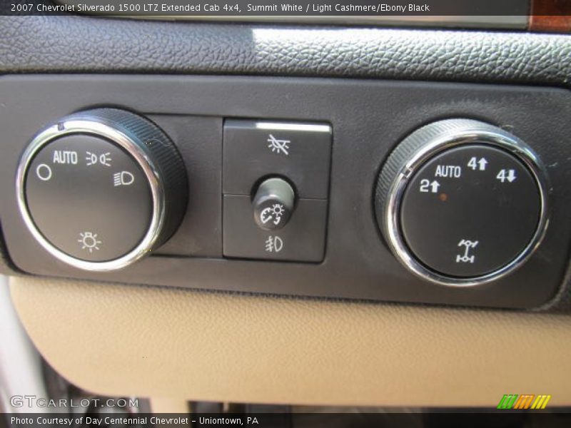 Summit White / Light Cashmere/Ebony Black 2007 Chevrolet Silverado 1500 LTZ Extended Cab 4x4