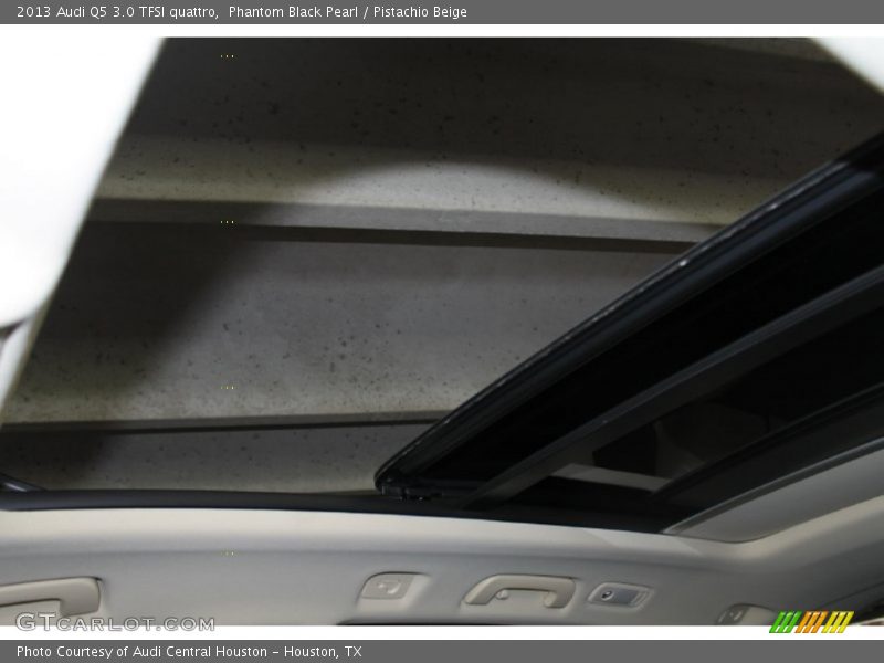 Phantom Black Pearl / Pistachio Beige 2013 Audi Q5 3.0 TFSI quattro