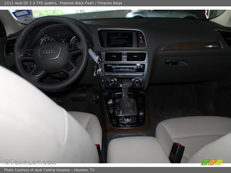 Phantom Black Pearl / Pistachio Beige 2013 Audi Q5 3.0 TFSI quattro