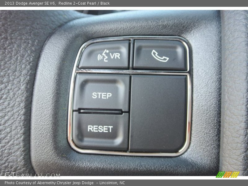 Redline 2-Coat Pearl / Black 2013 Dodge Avenger SE V6