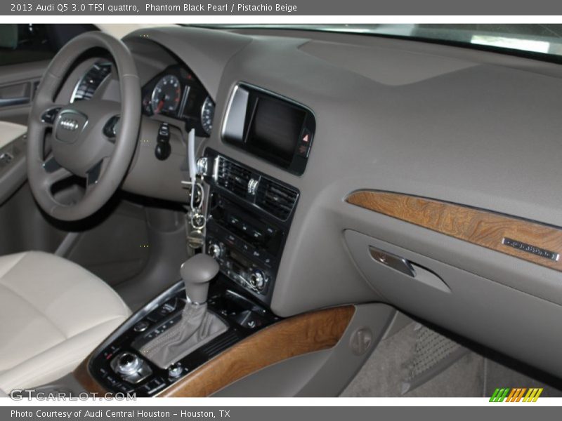 Phantom Black Pearl / Pistachio Beige 2013 Audi Q5 3.0 TFSI quattro