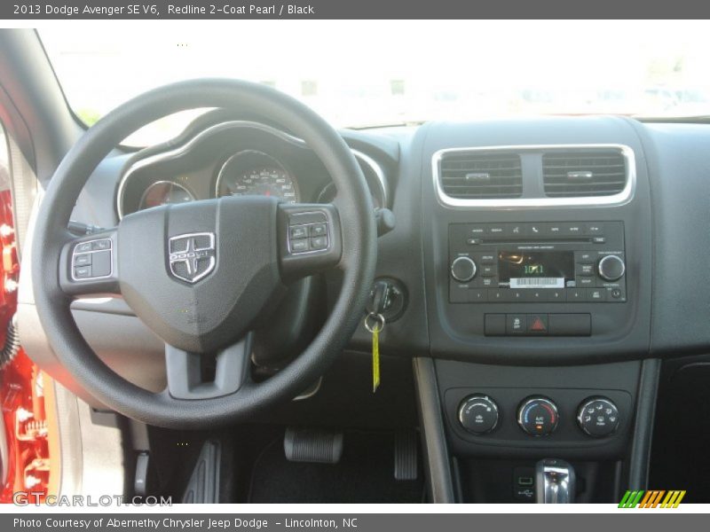 Redline 2-Coat Pearl / Black 2013 Dodge Avenger SE V6