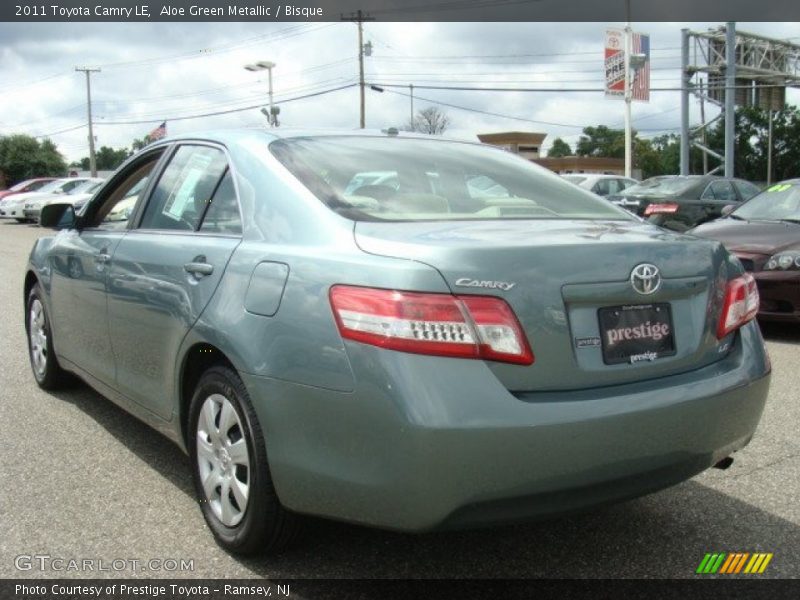 Aloe Green Metallic / Bisque 2011 Toyota Camry LE