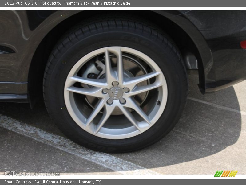 Phantom Black Pearl / Pistachio Beige 2013 Audi Q5 3.0 TFSI quattro