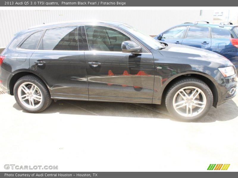 Phantom Black Pearl / Pistachio Beige 2013 Audi Q5 3.0 TFSI quattro
