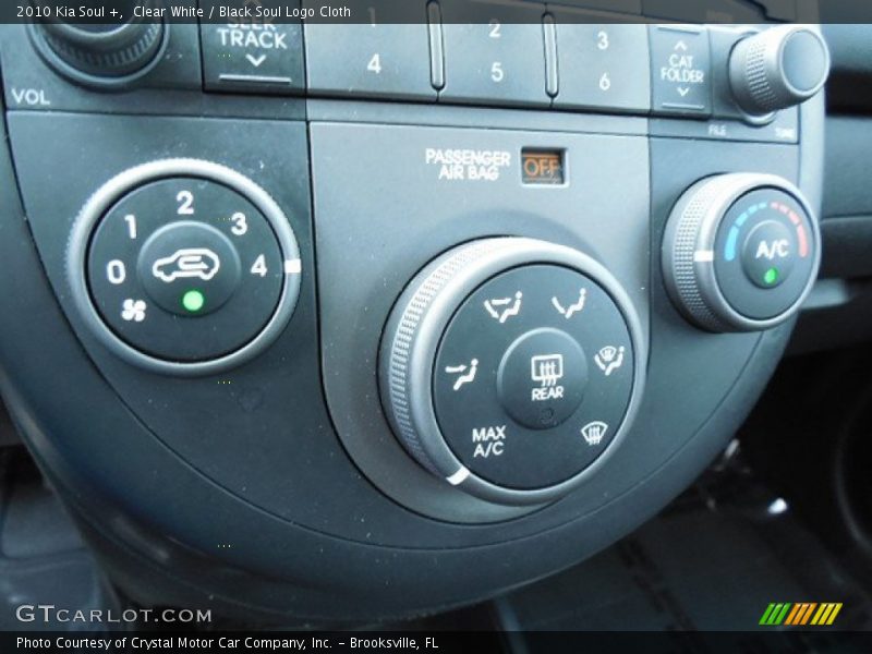 Clear White / Black Soul Logo Cloth 2010 Kia Soul +