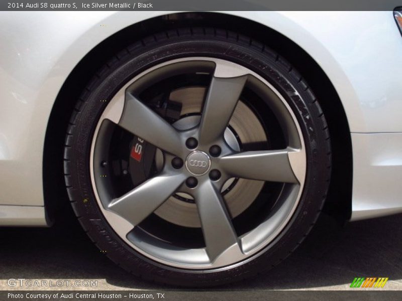  2014 S8 quattro S Wheel