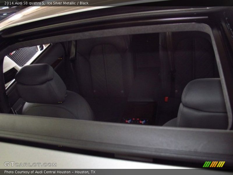 Ice Silver Metallic / Black 2014 Audi S8 quattro S
