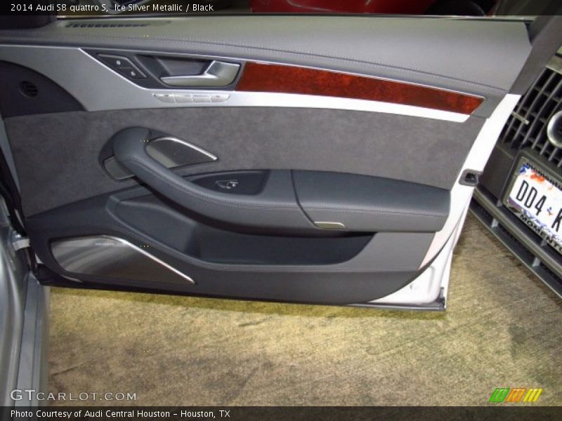 Door Panel of 2014 S8 quattro S