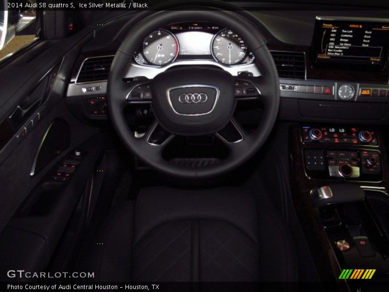  2014 S8 quattro S Steering Wheel