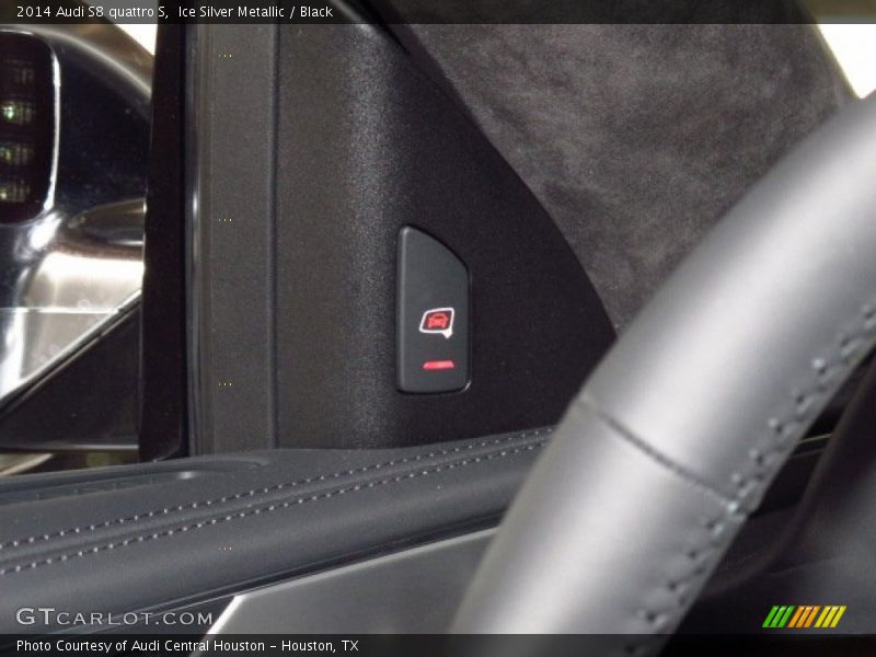 Ice Silver Metallic / Black 2014 Audi S8 quattro S