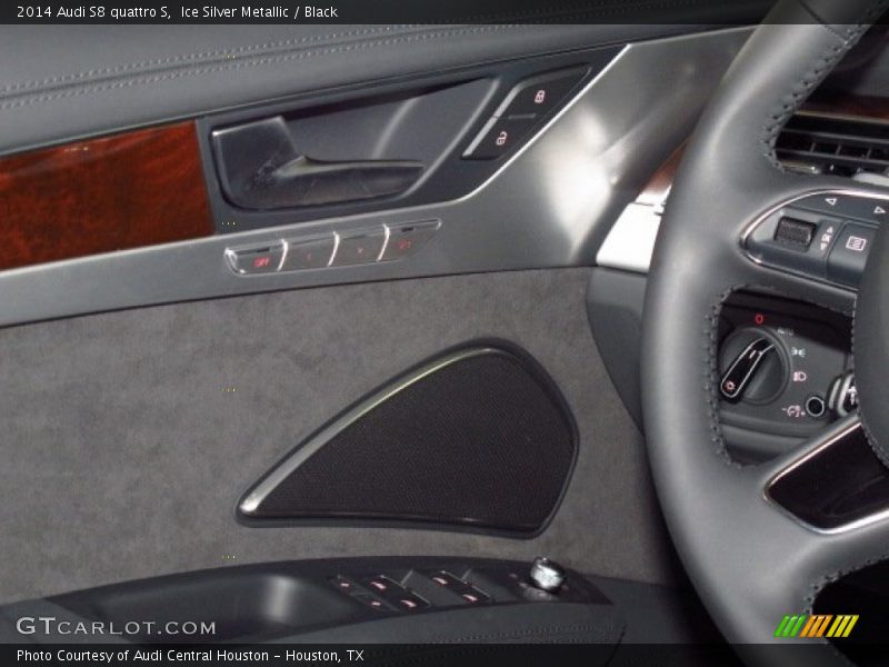 Ice Silver Metallic / Black 2014 Audi S8 quattro S