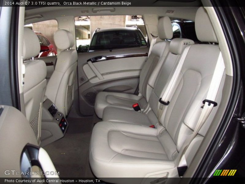 Rear Seat of 2014 Q7 3.0 TFSI quattro