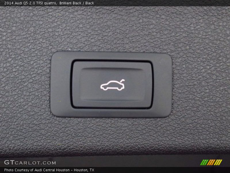 Brilliant Black / Black 2014 Audi Q5 2.0 TFSI quattro