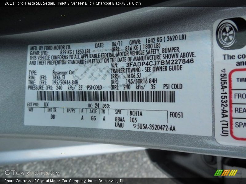 Ingot Silver Metallic / Charcoal Black/Blue Cloth 2011 Ford Fiesta SEL Sedan